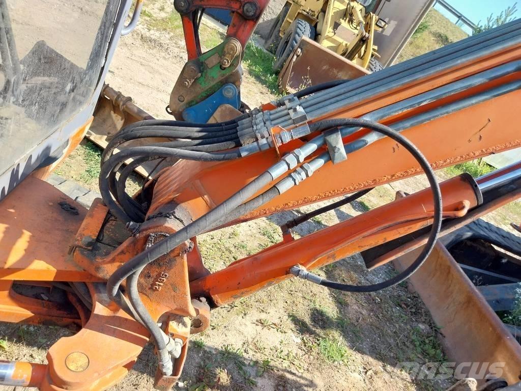 Hitachi EX 30-2 Mini pelle < 7t