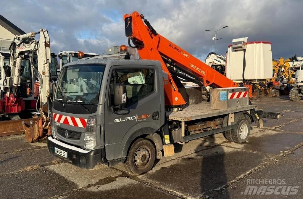 Renault Maxity 120 Autre nacelle élévatrice