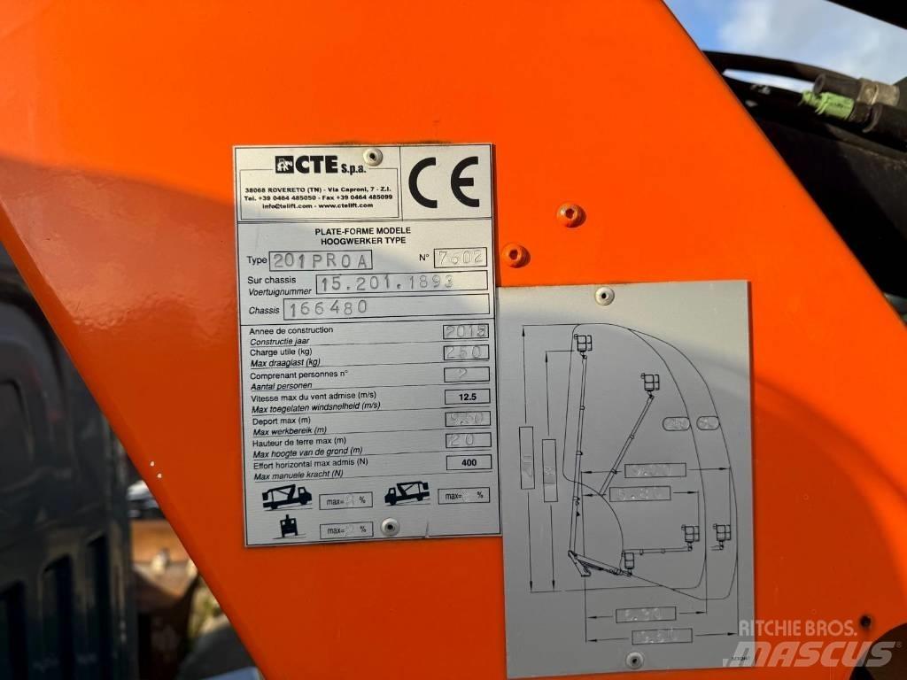 Renault Maxity 120 Autre nacelle élévatrice