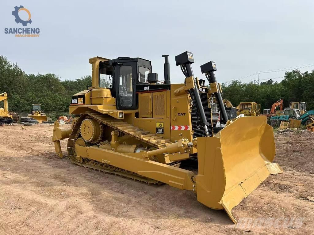 CAT D 8 R Bouteurs sur chenilles