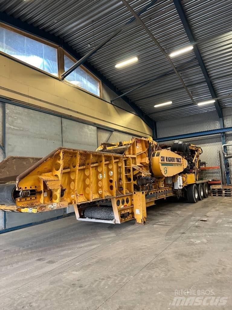CBI 8400 Broyeur à déchets