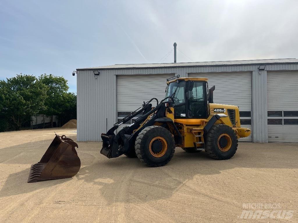 JCB 426 E HT Chargeuse sur pneus