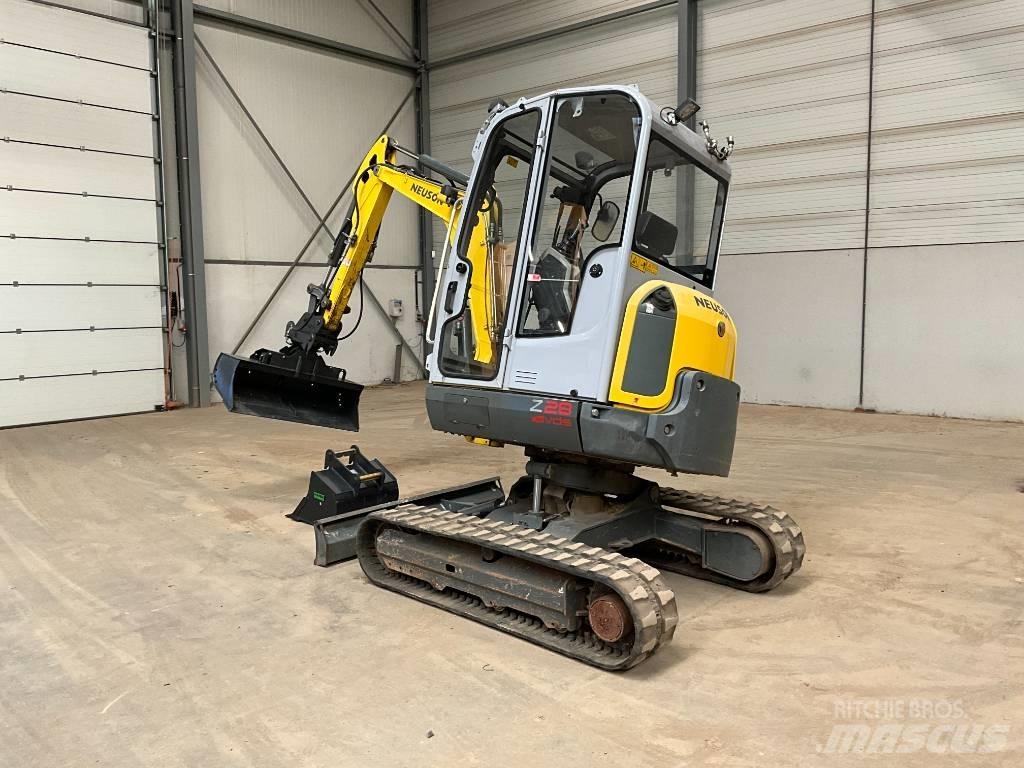 Neuson EZ 28 VDS Mini pelle < 7t