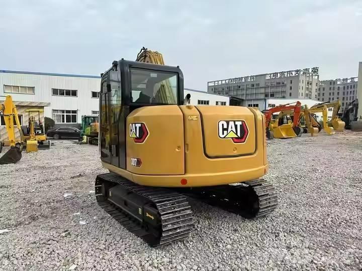 CAT 307 Pelle sur chenilles