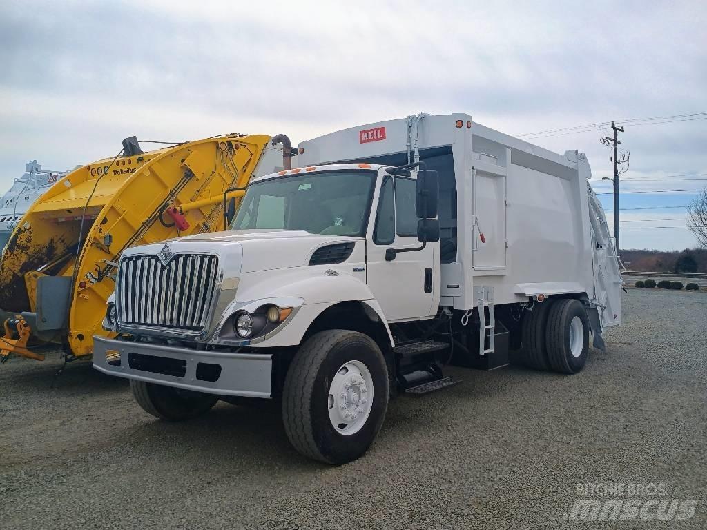 International 7400 Camion poubelle