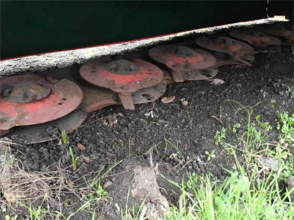 Kverneland 2540MH Faucheuse