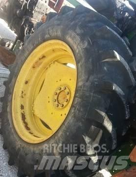  Pneus 460/85R38 Pneus, roues et jantes