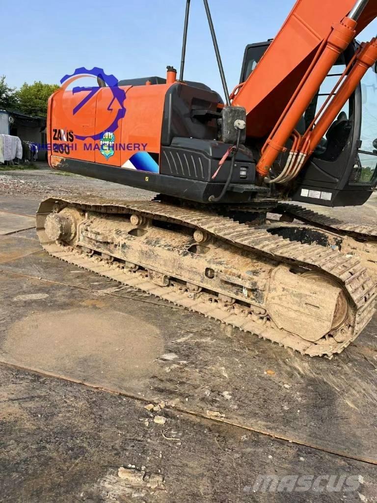Hitachi ZX 200-5 G Pelle sur chenilles