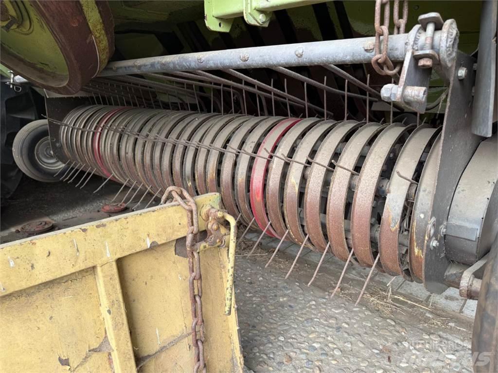 Fortschritt 550 Presse cubique