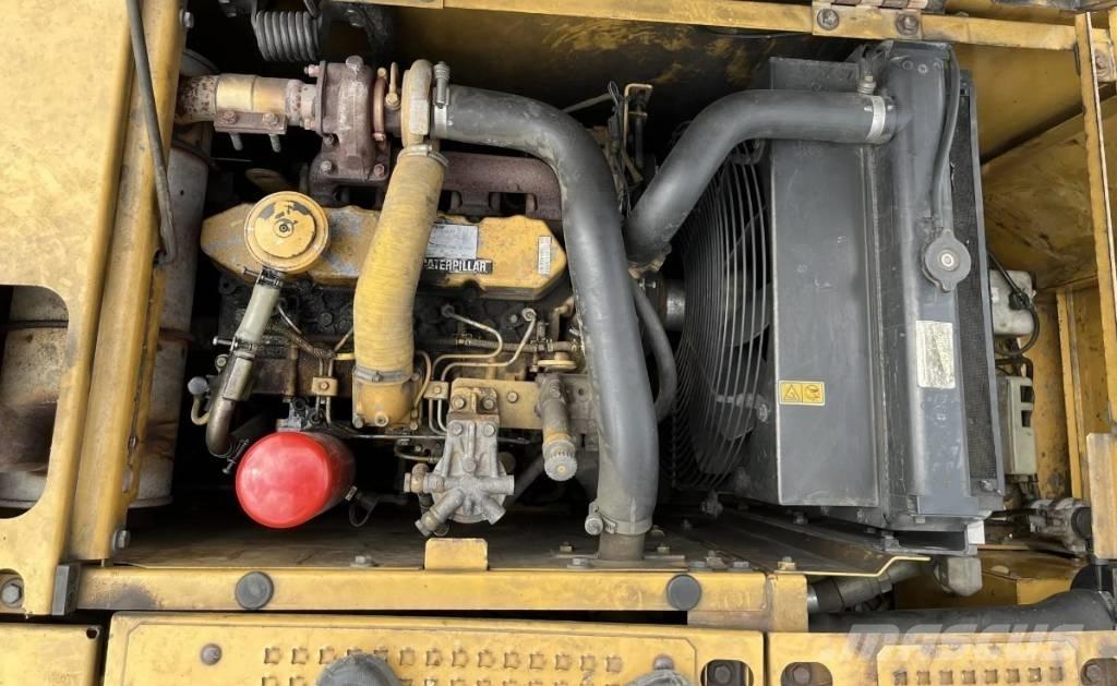 CAT 312 C L Pelle sur chenilles