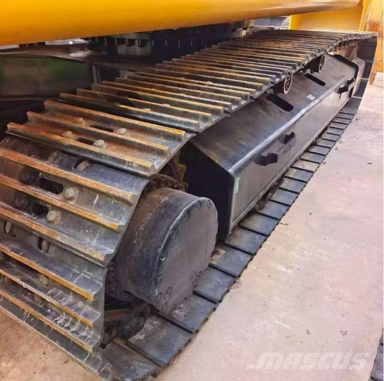 CAT 336 GC Pelle sur chenilles