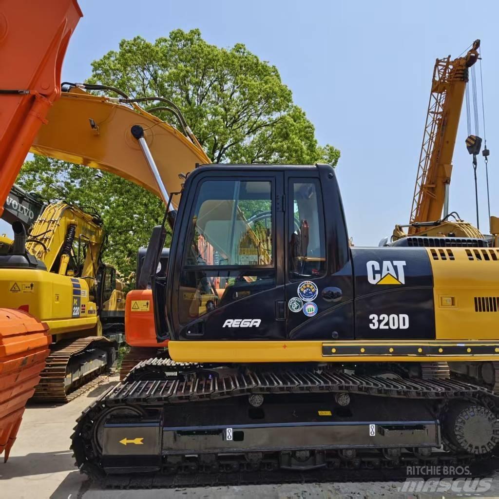 CAT 320 D Pelle sur chenilles