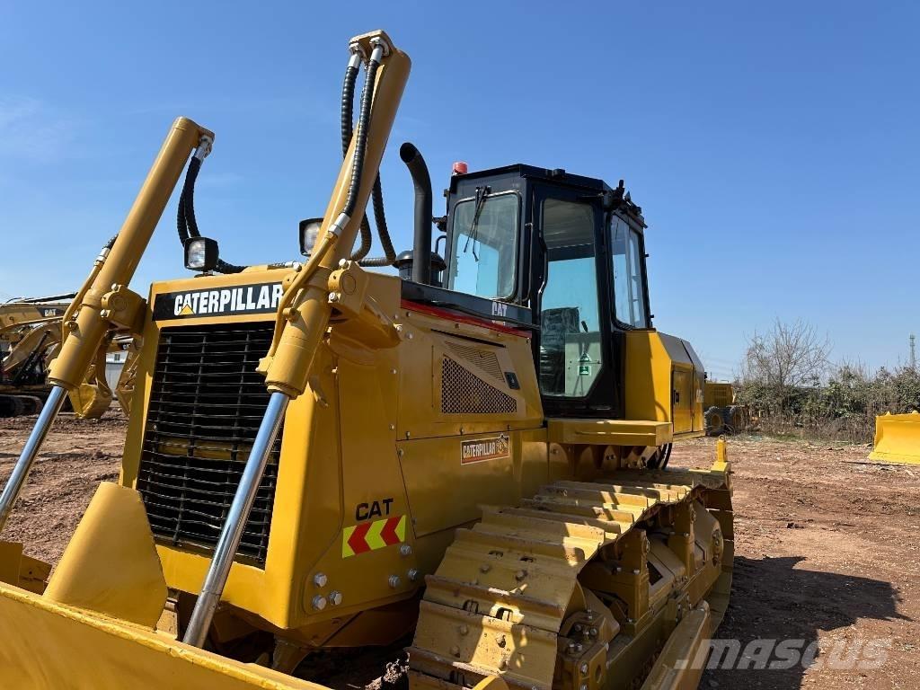 CAT D6G Bouteurs sur chenilles