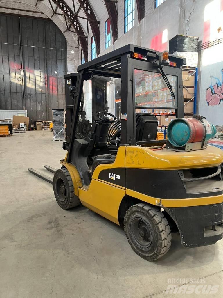 CAT CAT GP30N Chariots GPL