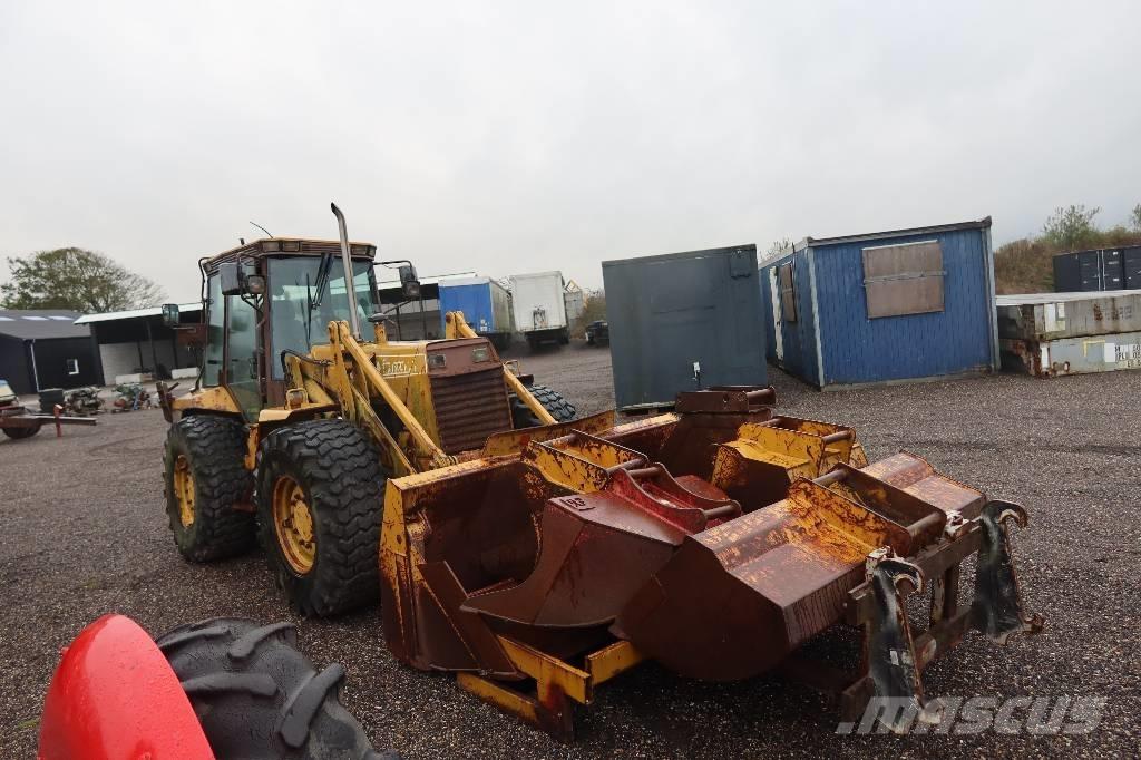 Hydrema 906 Tractopelle