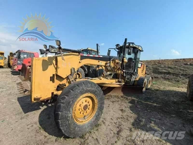 CAT 140 M Niveleuse