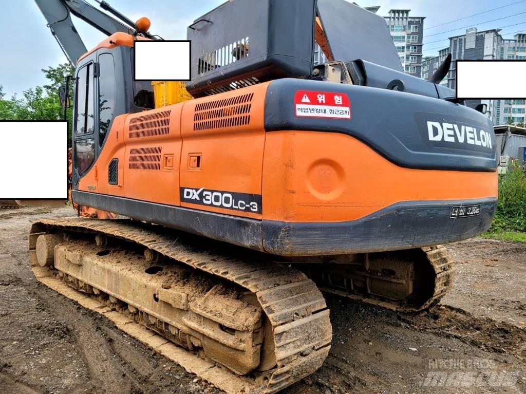 Doosan DX 300 LCA Pelle sur chenilles