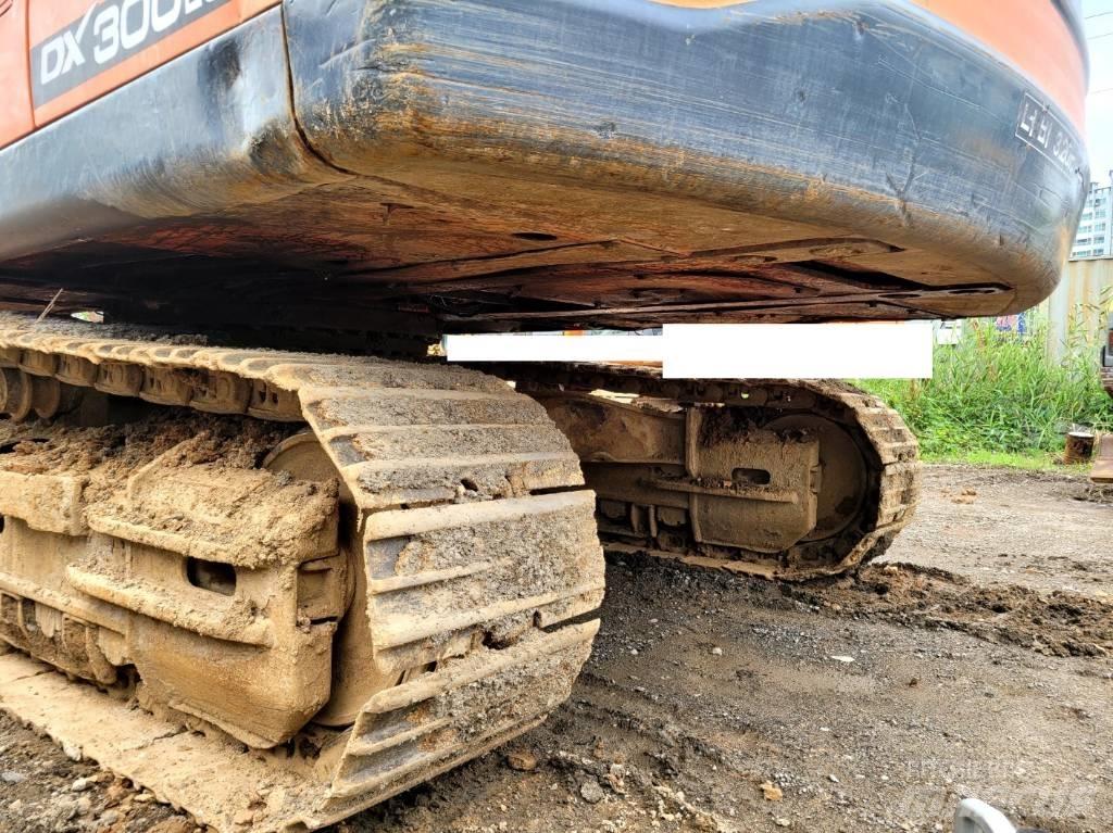 Doosan DX 300 LCA Pelle sur chenilles