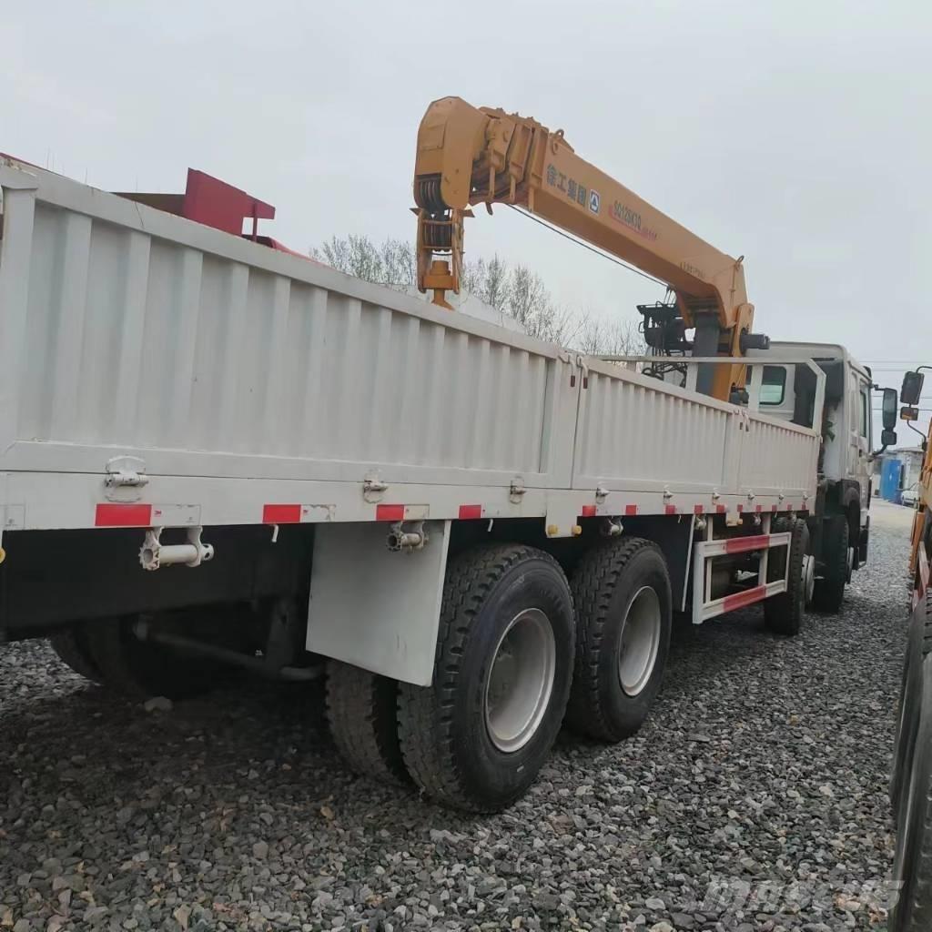 Howo 8*4 371 Camion benne