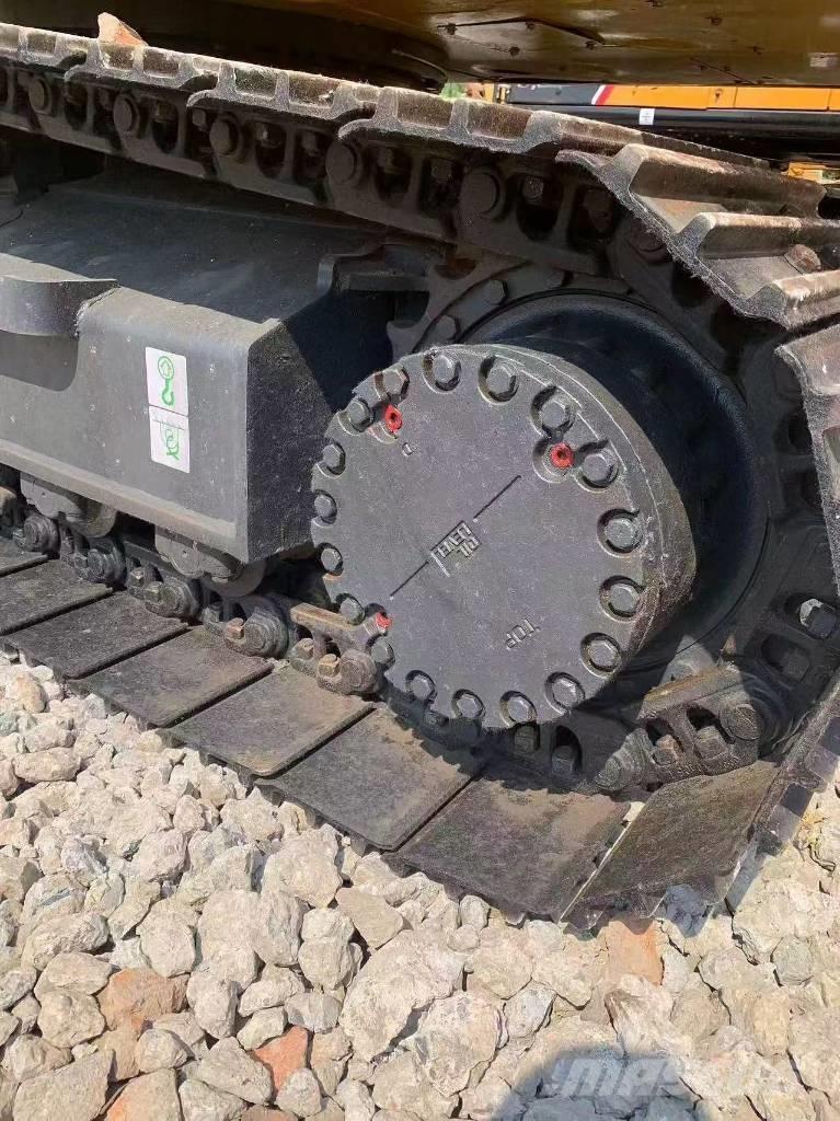 Komatsu PC 210 Pelle sur chenilles