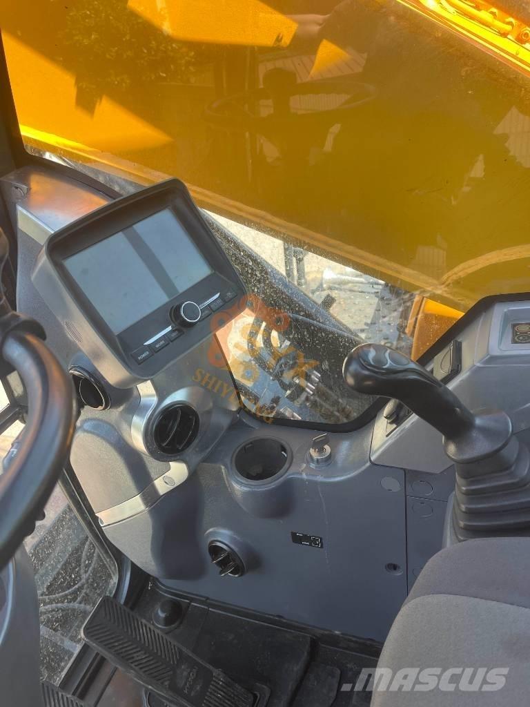 Hyundai 210W-9 Pelle sur pneus