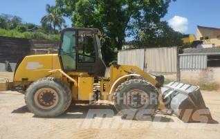 New Holland 12 D Chargeuse sur pneus