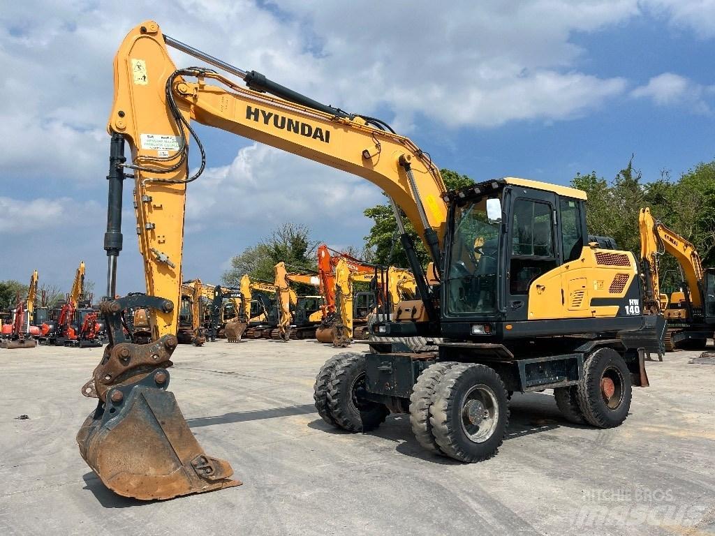 Hyundai HW140 Pelle sur pneus