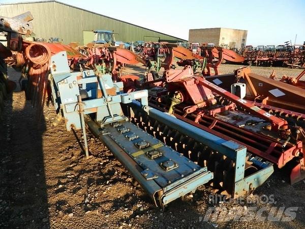 Överum 400 Déchaumeur, cultivateur