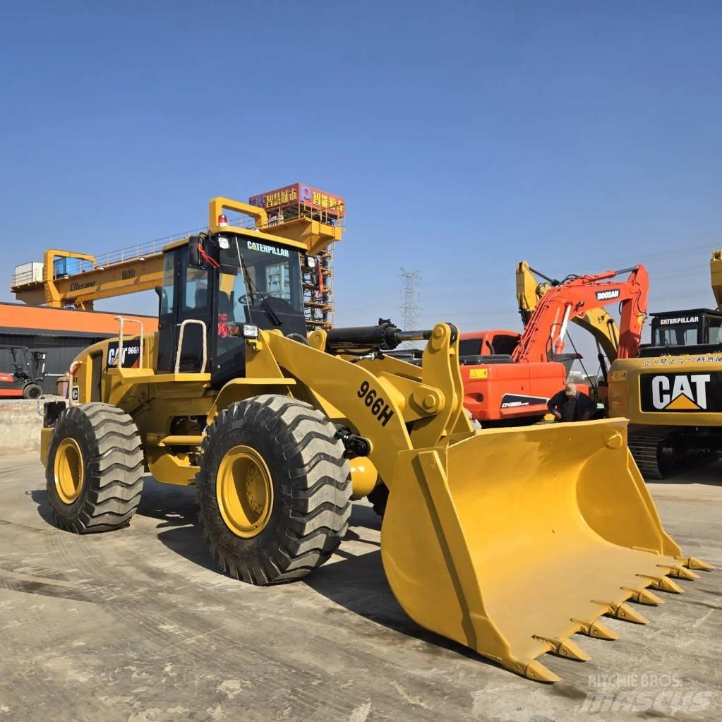 CAT 966 H Chargeuse sur pneus