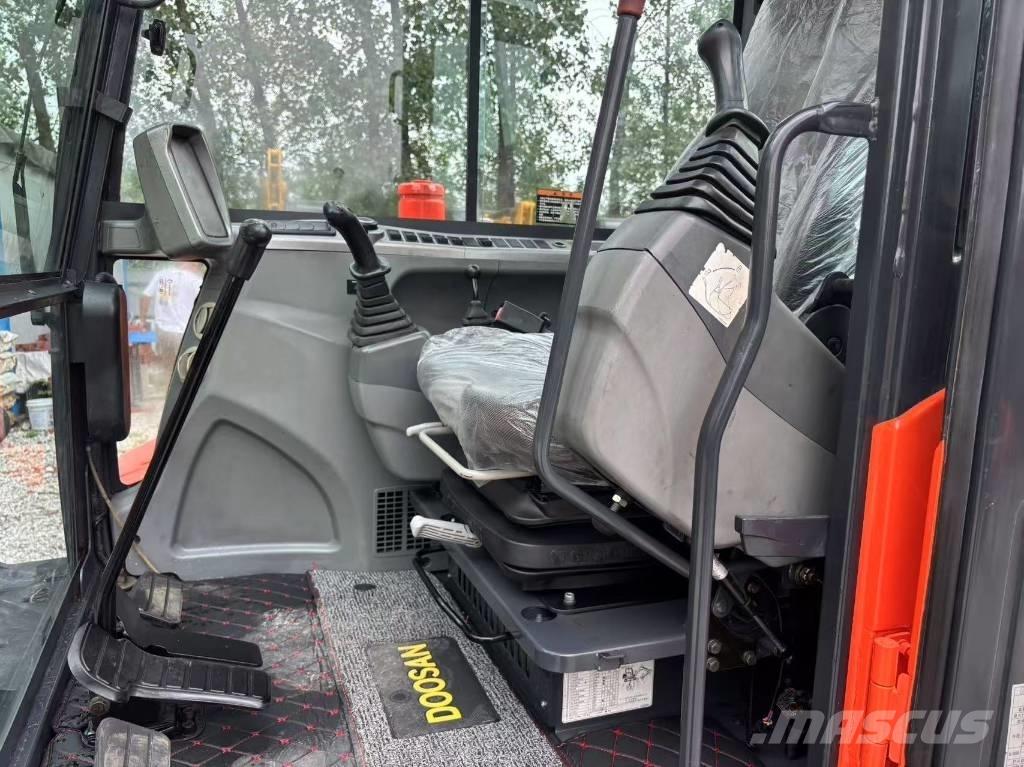 Doosan DX 60 Mini pelle < 7t