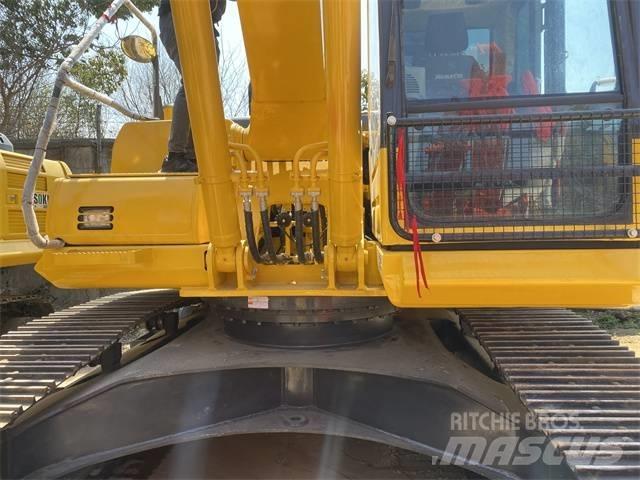 Komatsu PC 220-8 Pelle sur chenilles
