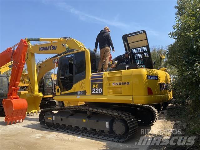 Komatsu PC 220-8 Pelle sur chenilles