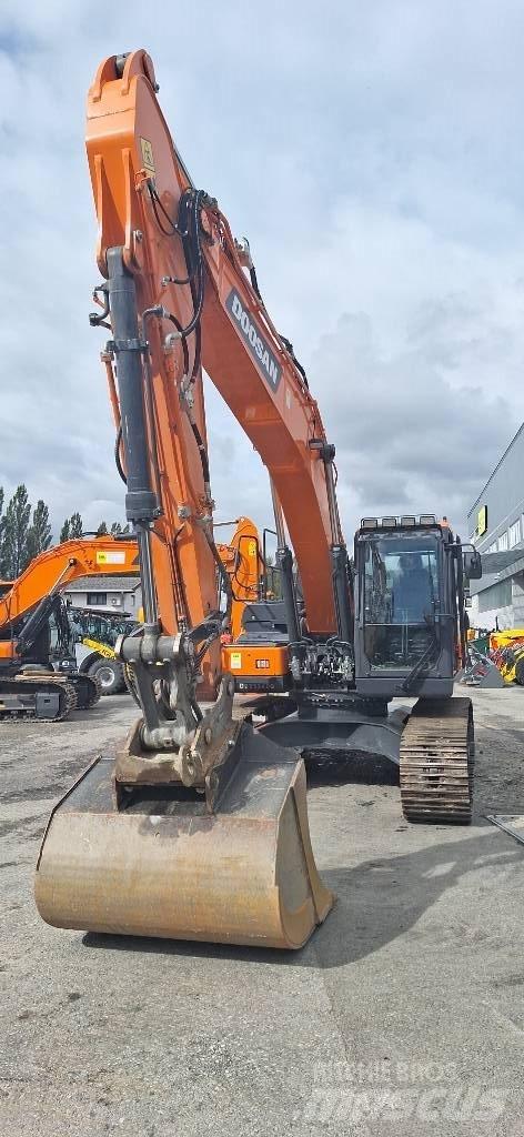 Doosan DX 225 LC-7 Pelle sur chenilles