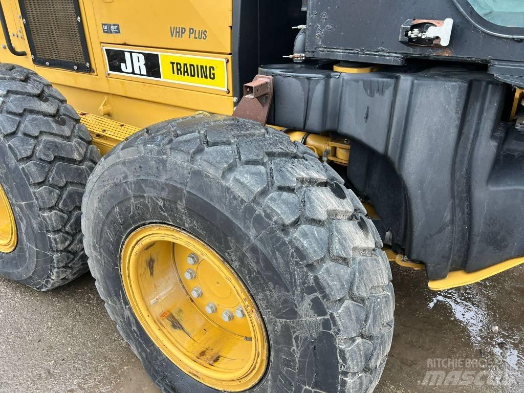 CAT 140 M AWD Niveleuse