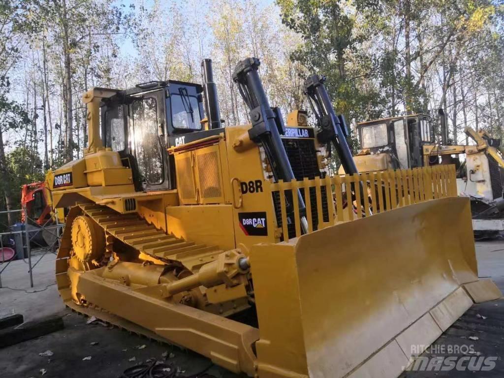 CAT D 8 R Bouteurs sur chenilles