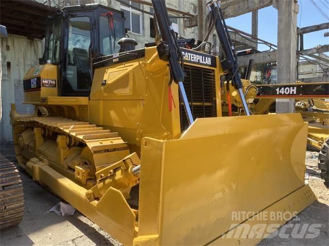 CAT D 6 G Bouteurs sur chenilles
