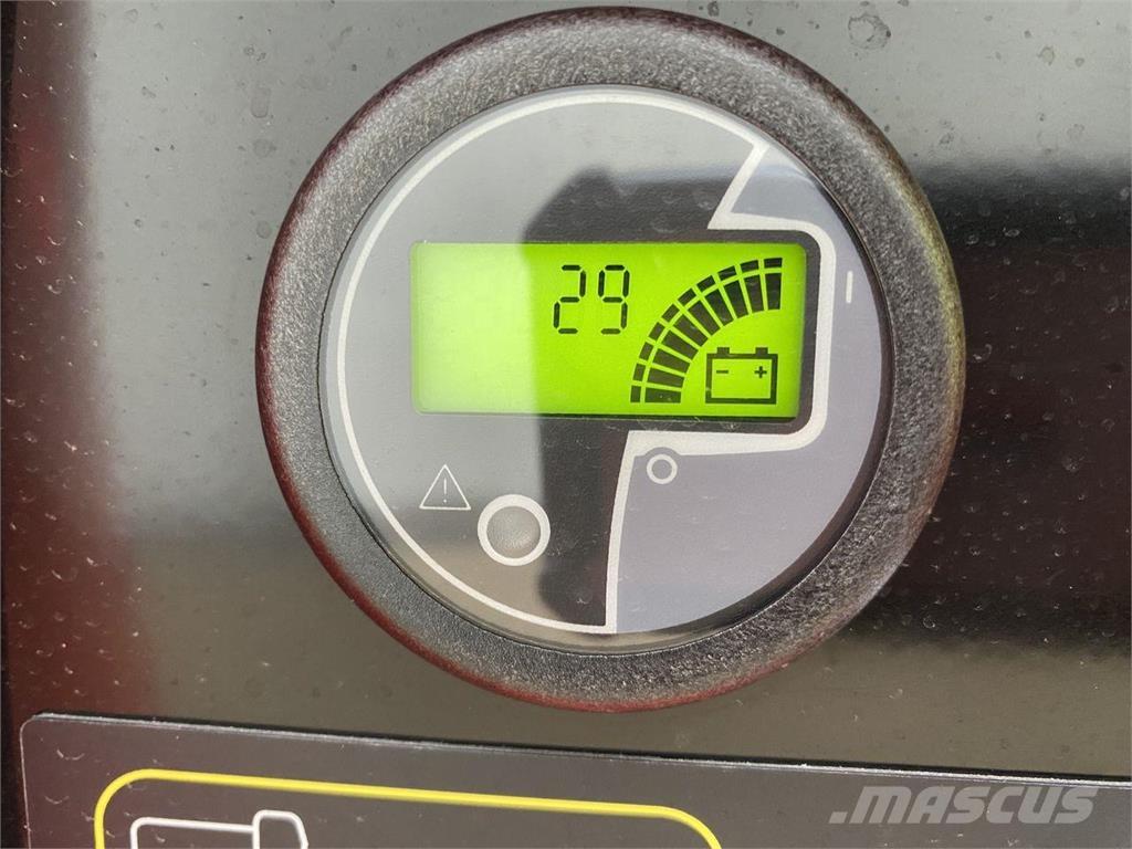 Manitou 100VJR Mât vertical