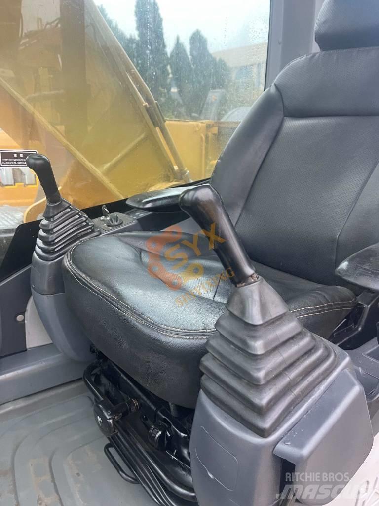 CAT 320 D Pelle sur chenilles