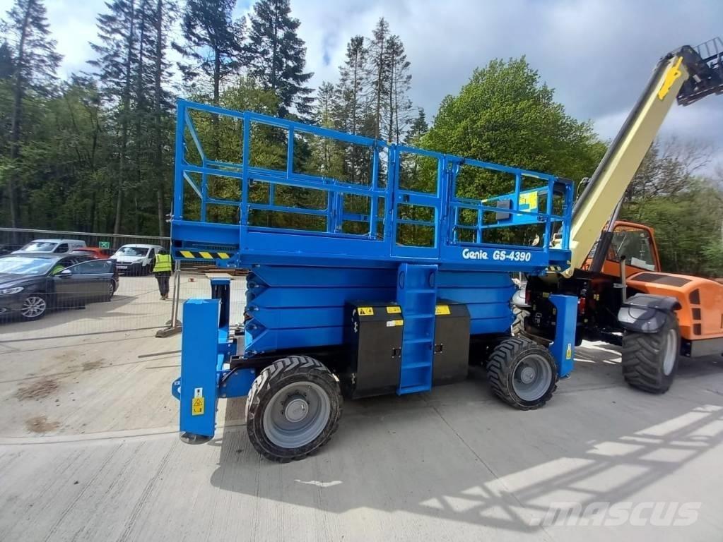 Genie GS 4390 RT Nacelle ciseaux