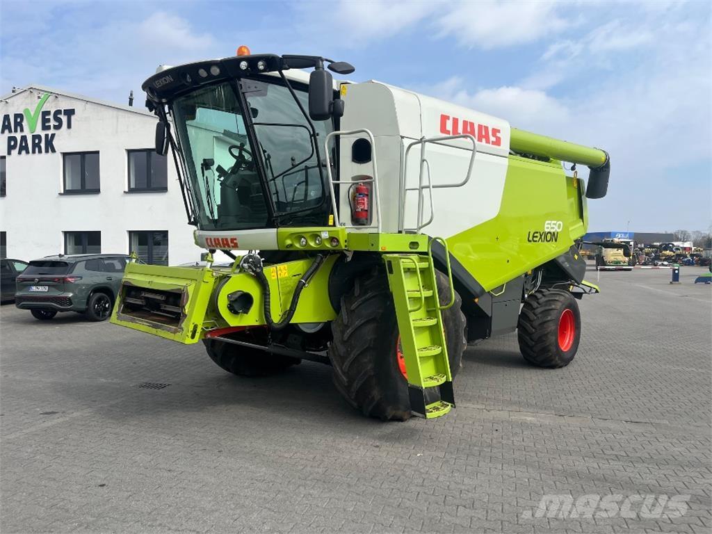CLAAS Lexion 650 Moissonneuse batteuse