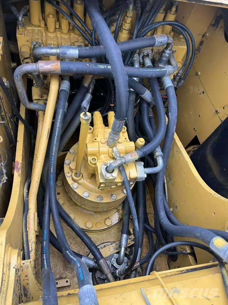 CAT 320 D Pelle sur chenilles