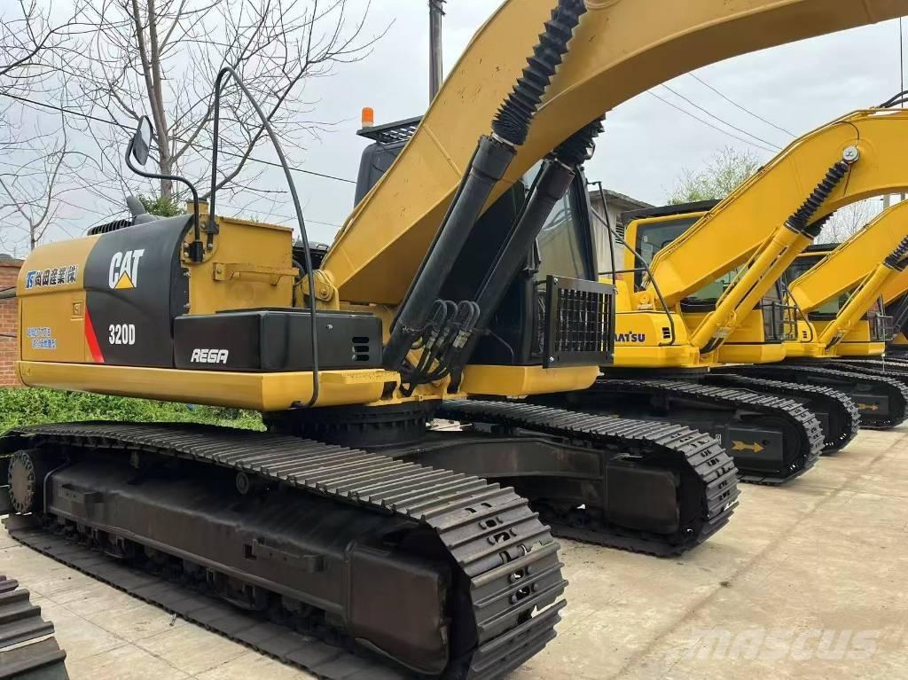 CAT 320 D Pelle sur chenilles