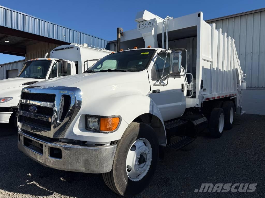 Ford F750 Camion poubelle