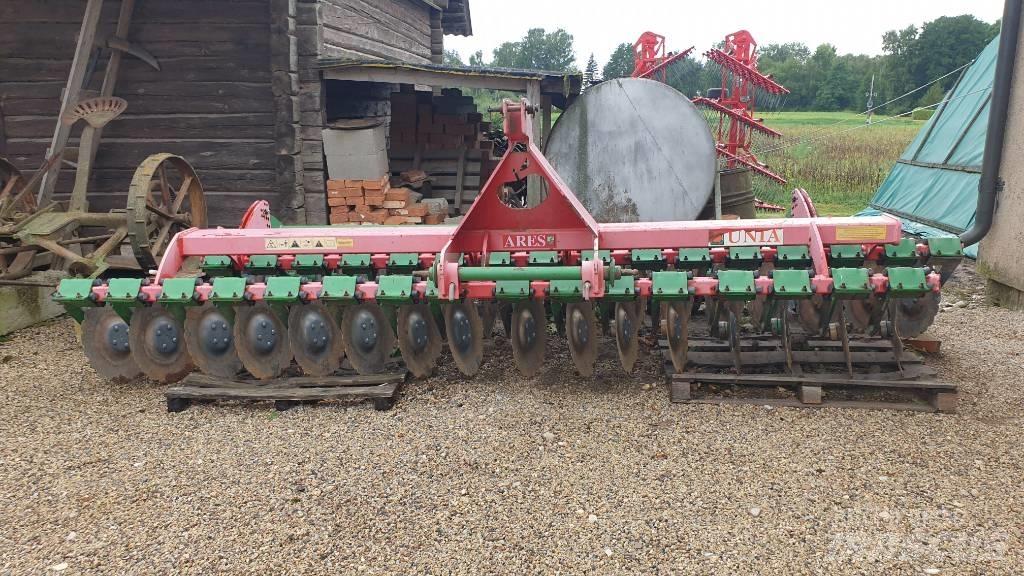 Unia ARES TL 4,0 Crover crop