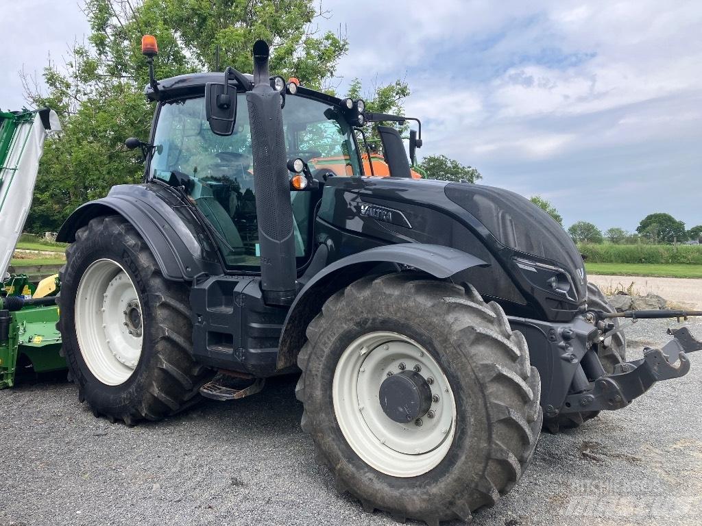 Valtra T 154 V Tracteur