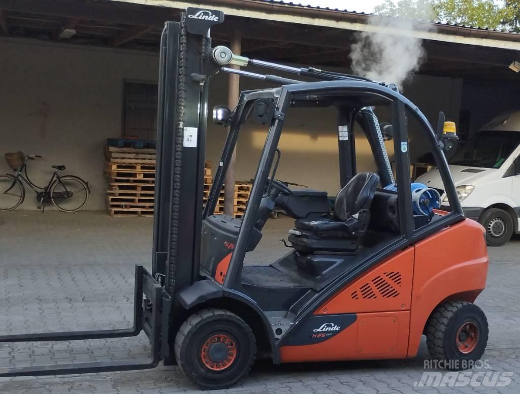 Linde H 25 T - 02 Chariots GPL