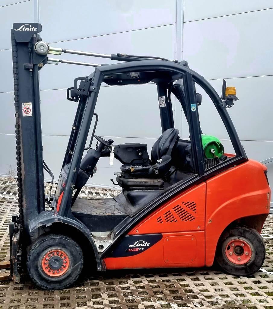 Linde H 25 T - 02 Chariots GPL