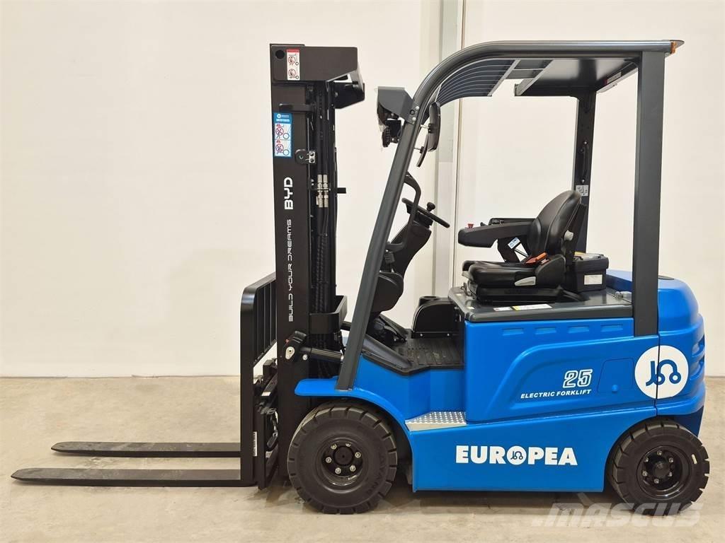 BYD SEF25C Electric forklift trucks