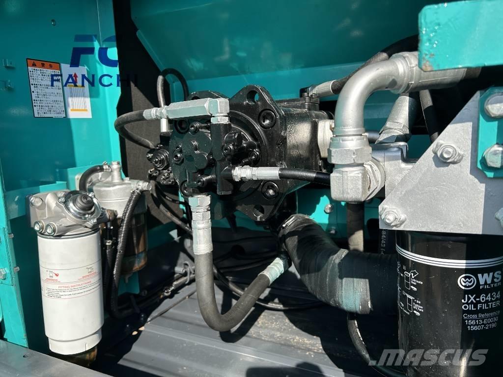 Kobelco SK 200 Pelle sur chenilles