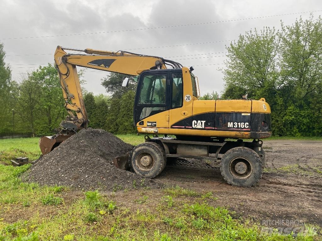 CAT M 316 C Pelle sur pneus